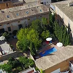 Can Fressa Rooms In A Manor House With Pool & Garden